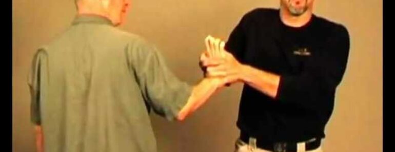 Self Defense Tips: Defensive Grappling – Wrist Locks