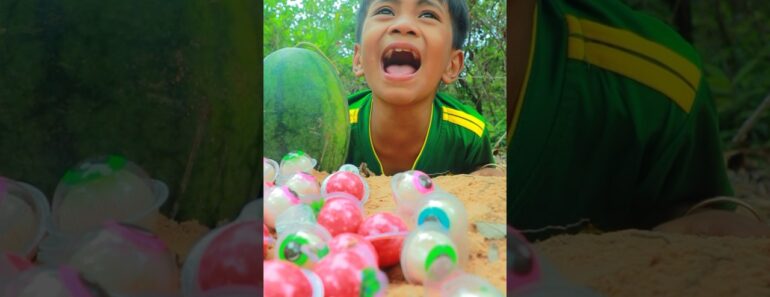 Survival Skills: Simple mum with watermelon and eggs cooking skills